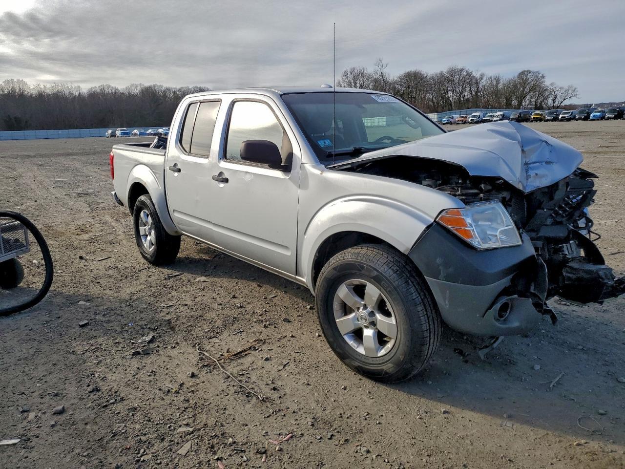 2013 NISSAN Frontier