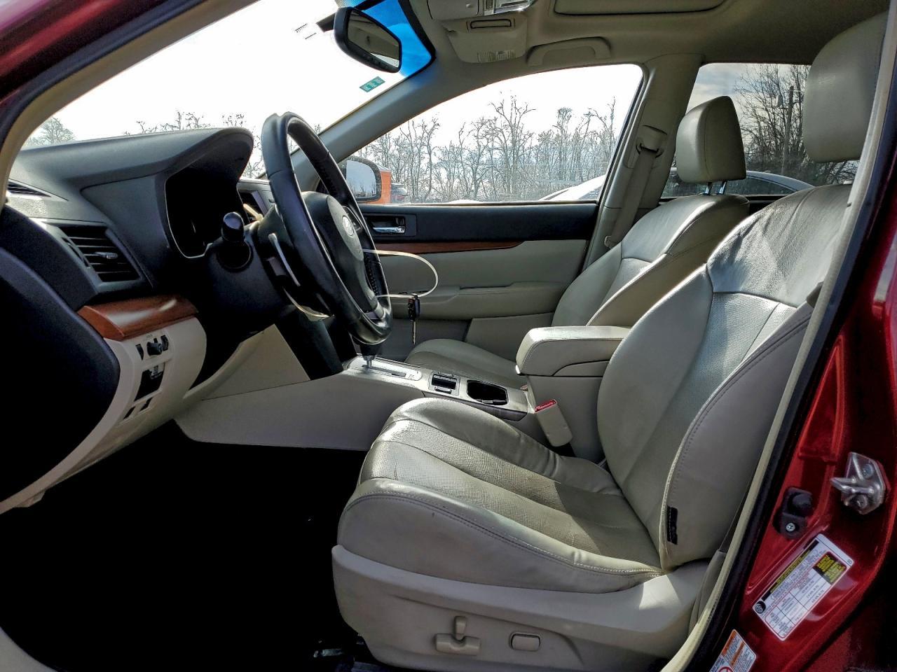 2013 SUBARU Outback