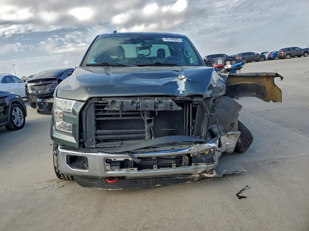 2015 FORD F-150