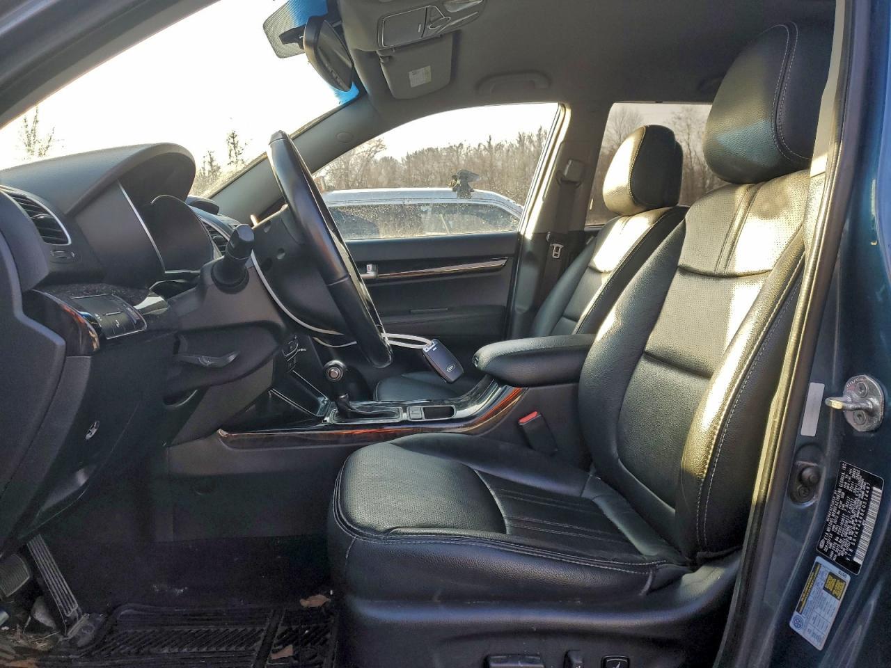 2014 KIA SORENTO