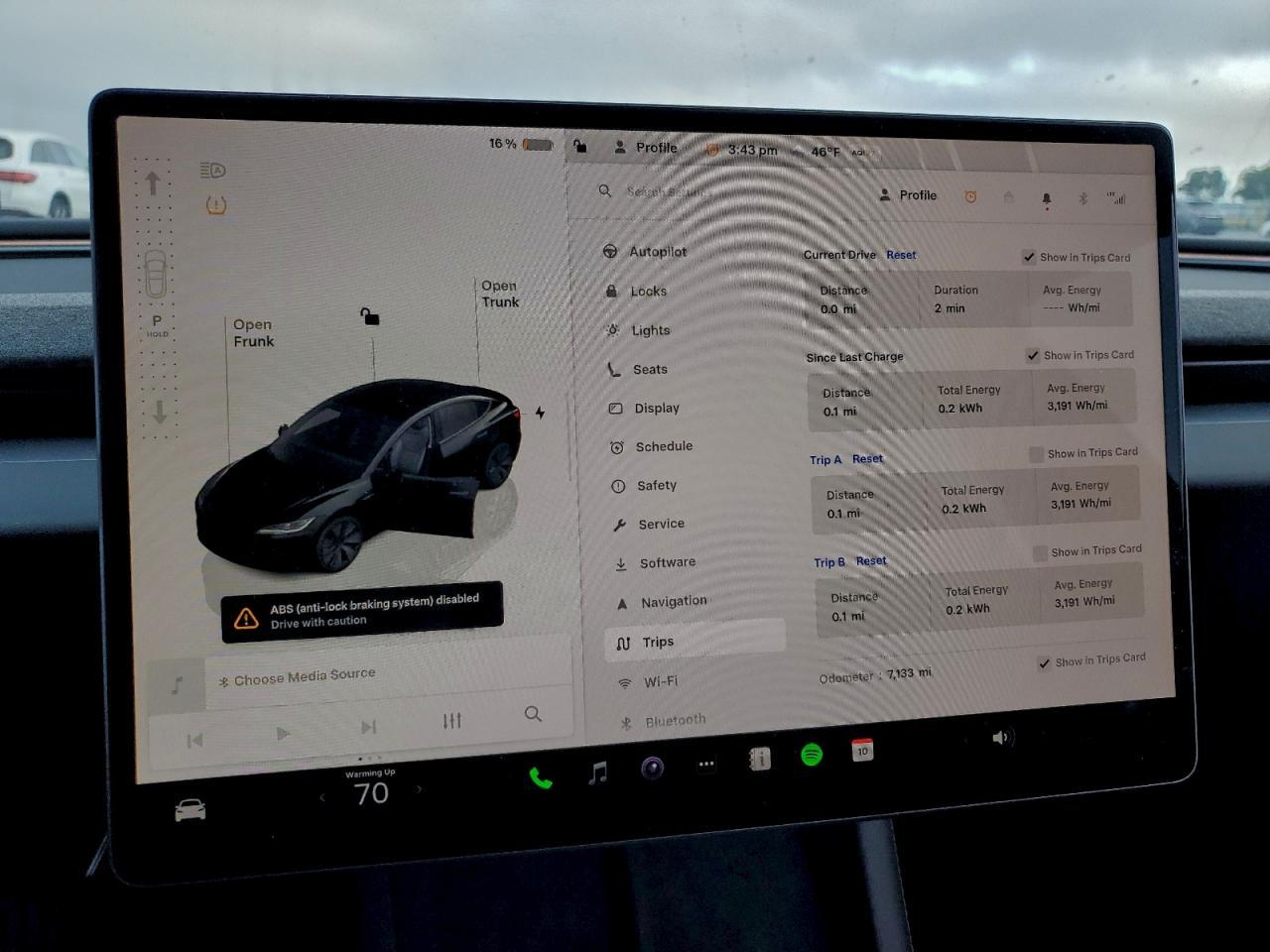 2025 TESLA MODEL 3