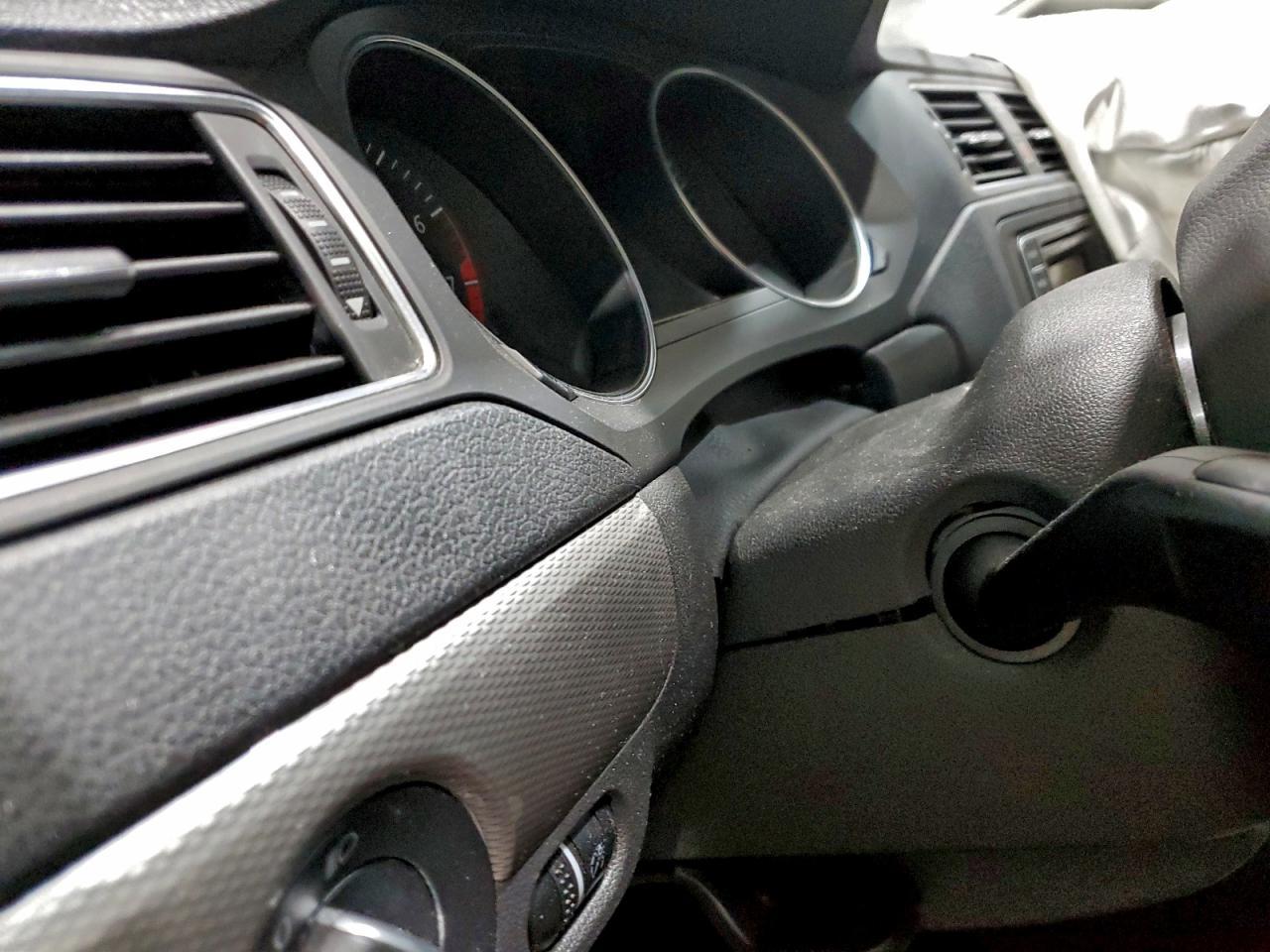 2018 VOLKSWAGEN JETTA