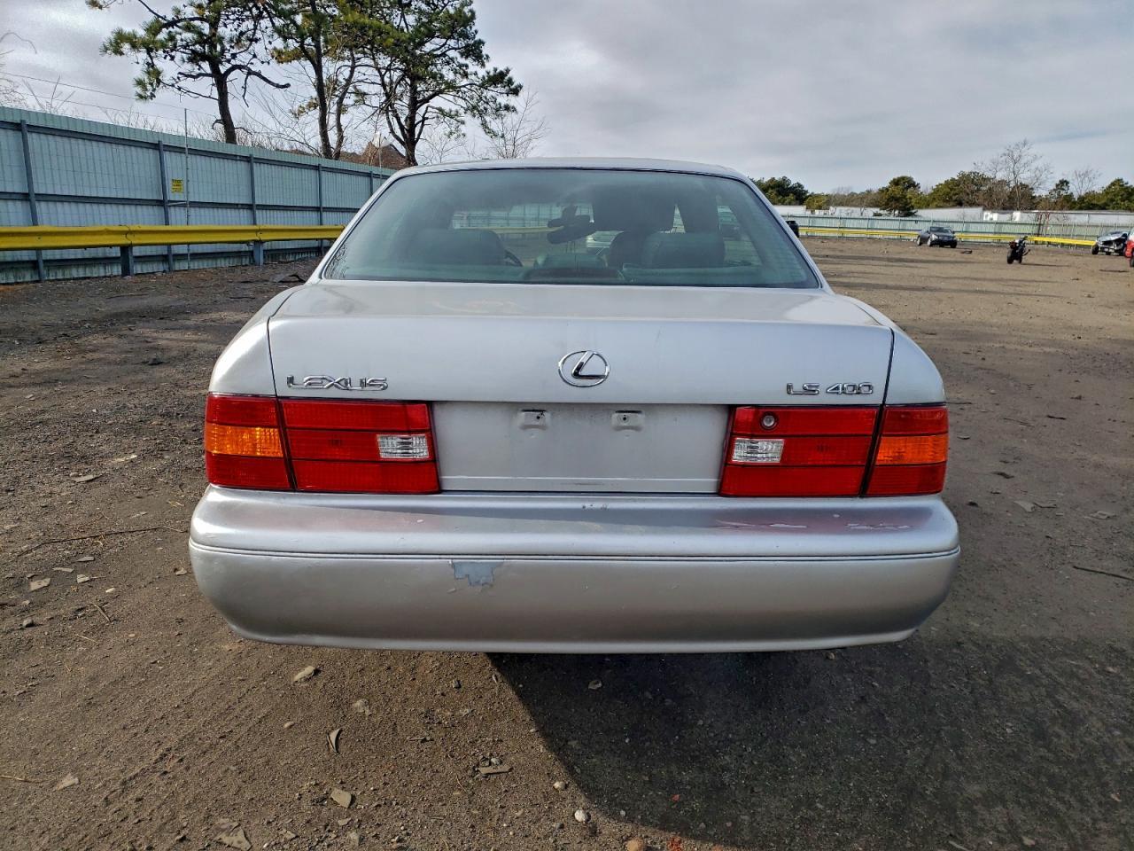1998 LEXUS Ls 400