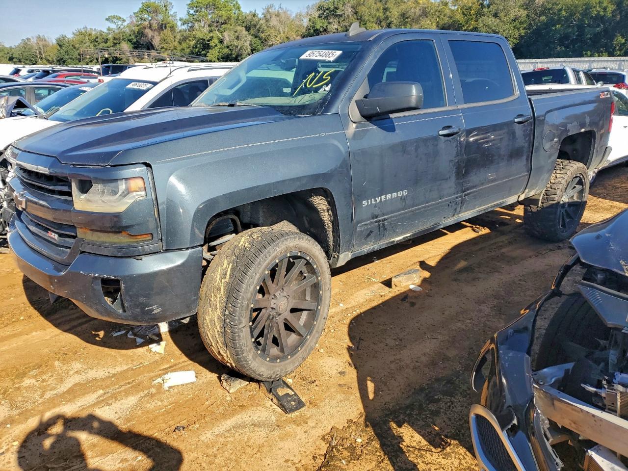 2017 CHEVROLET Silverado