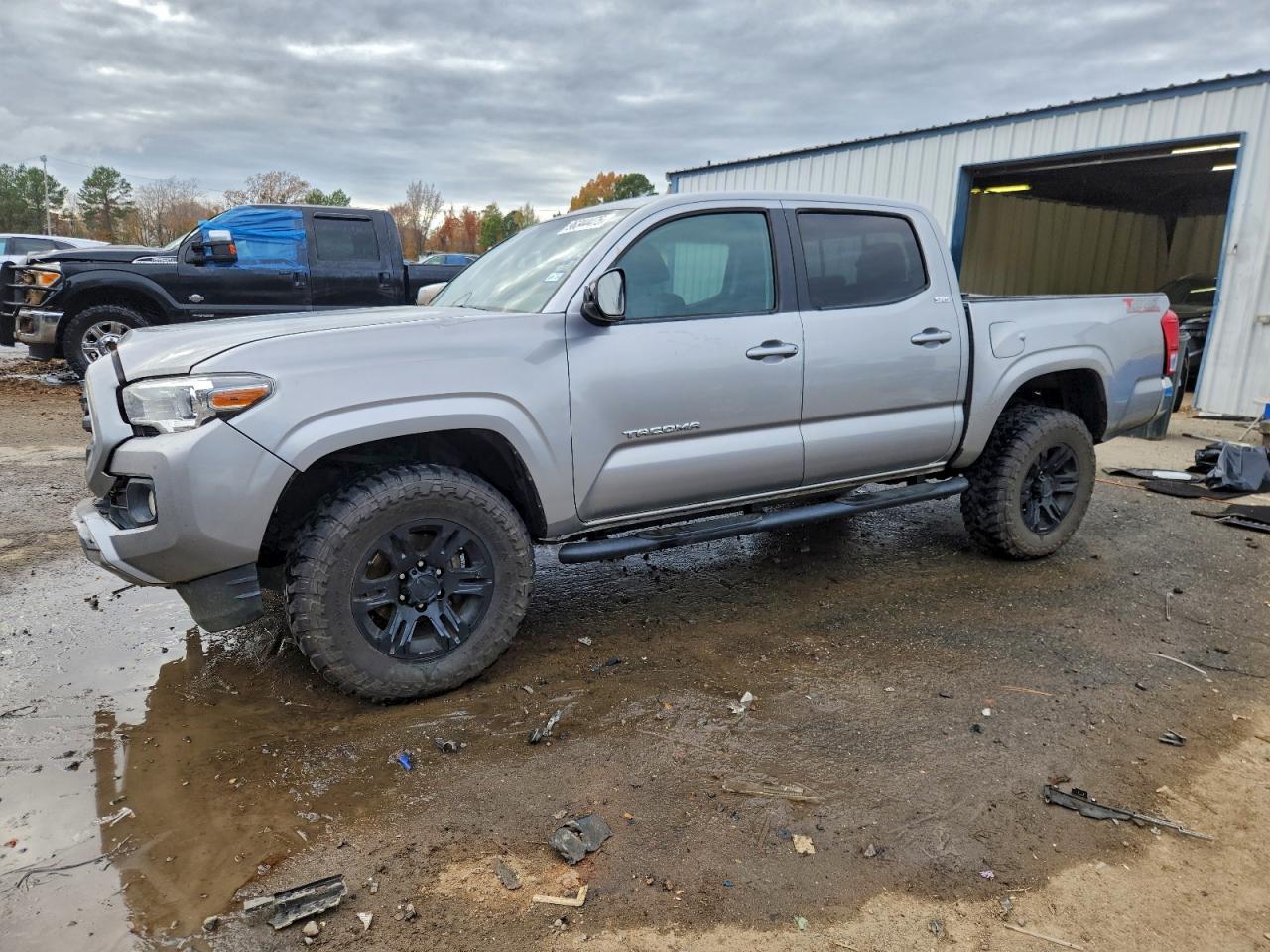 2016 TOYOTA TACOMA