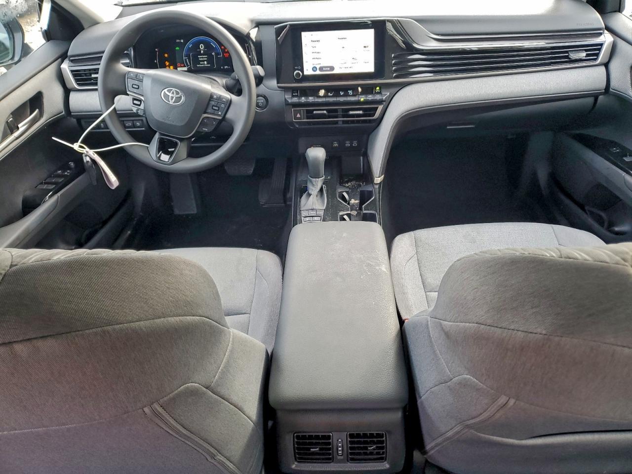 2025 TOYOTA CAMRY