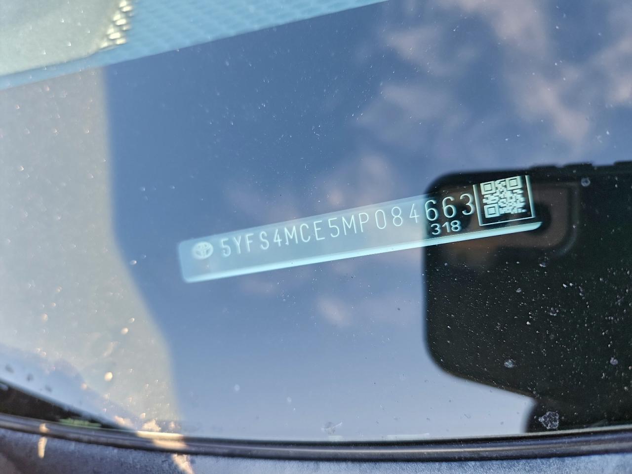 2021 TOYOTA COROLLA