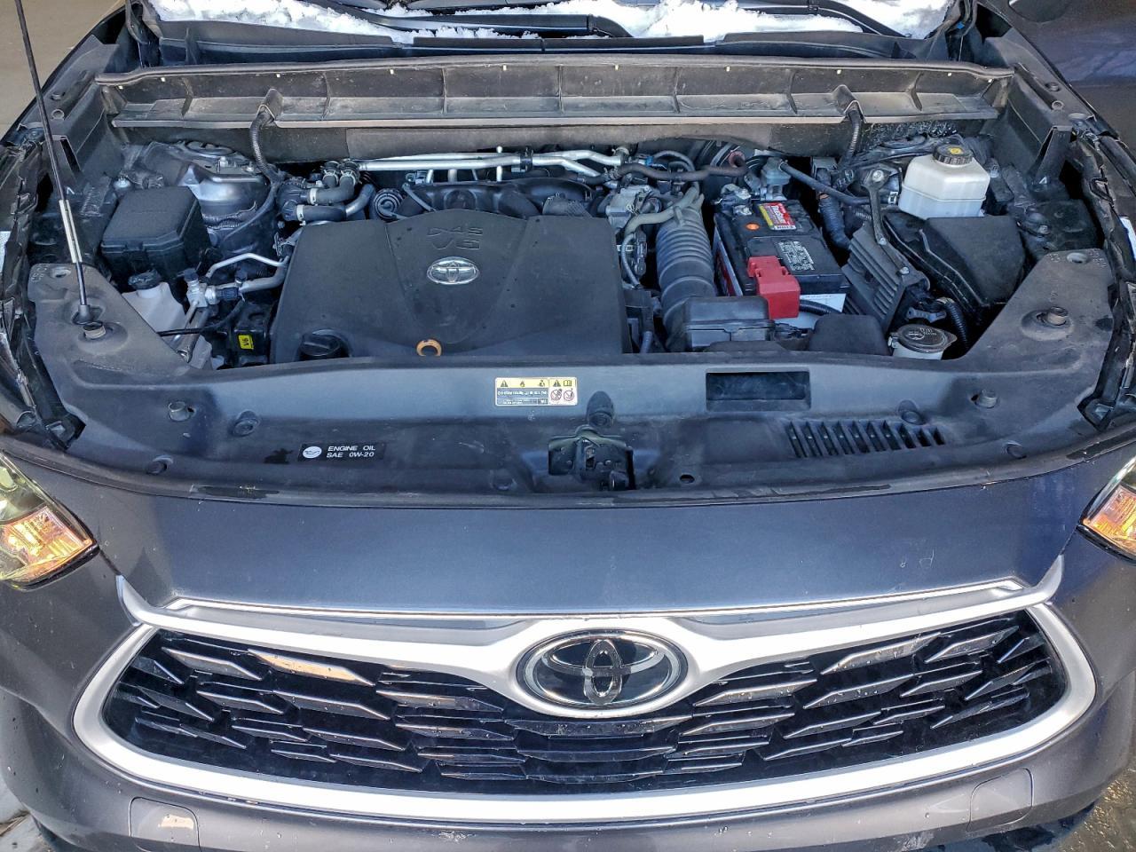 2022 TOYOTA HIGHLANDER