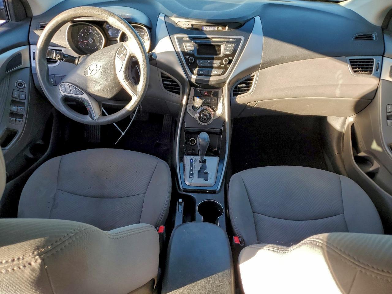 2013 HYUNDAI ELANTRA