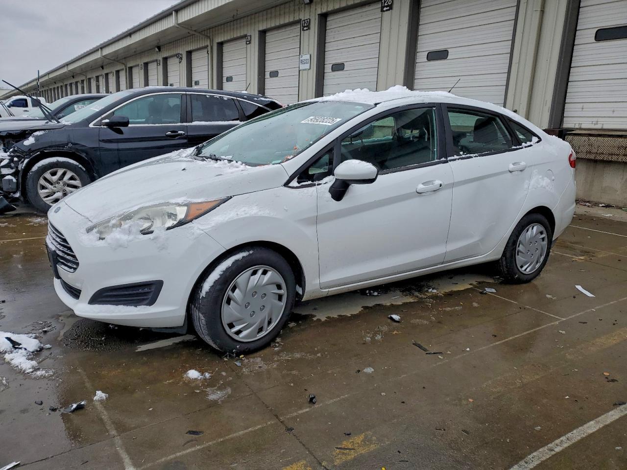 2016 FORD Fiesta