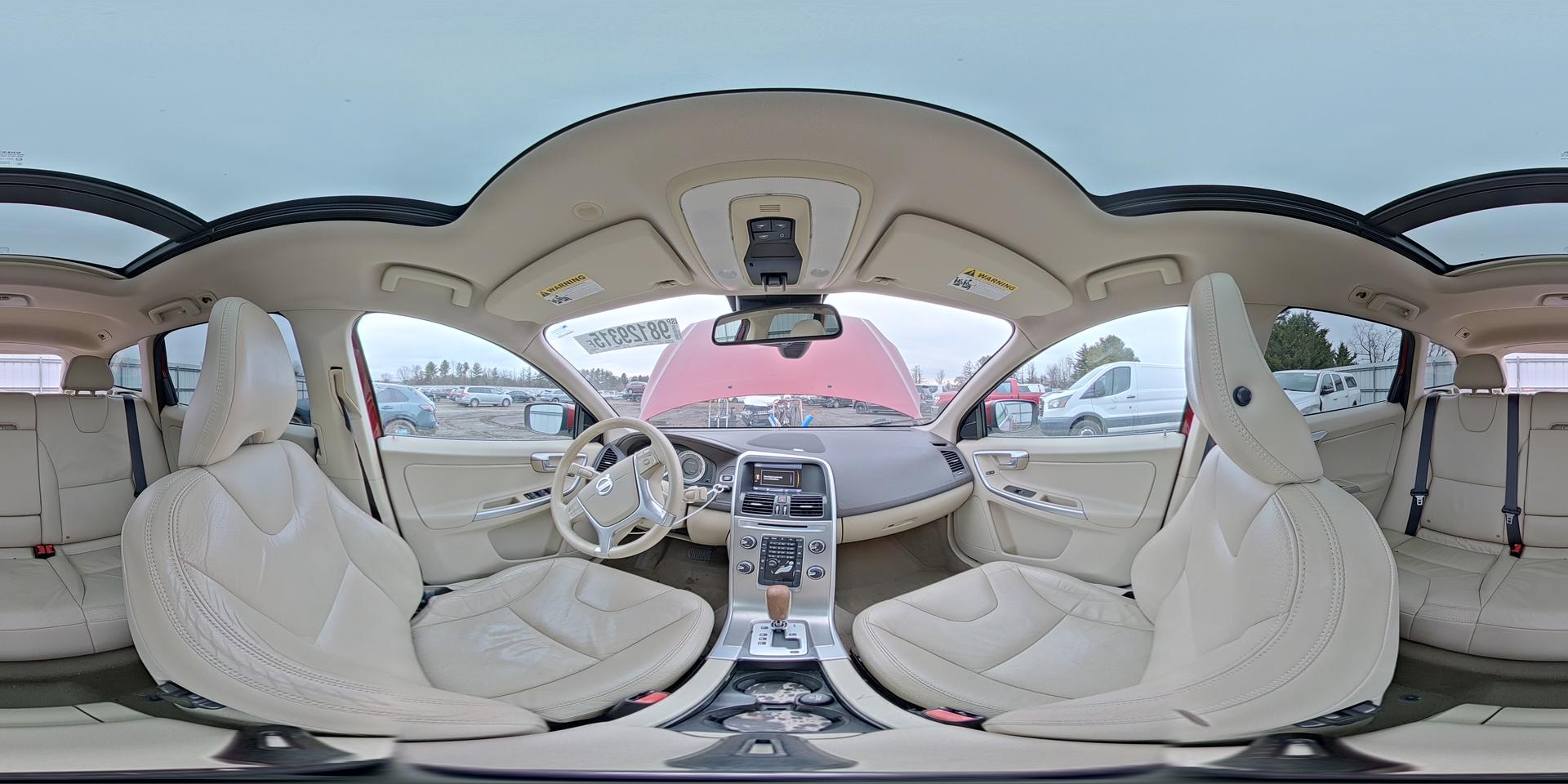 2011 VOLVO XC60