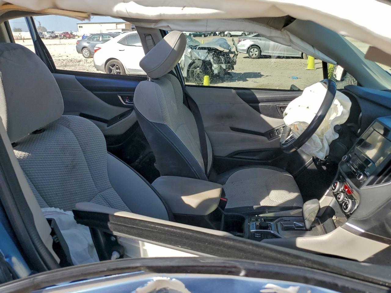 2019 SUBARU FORESTER