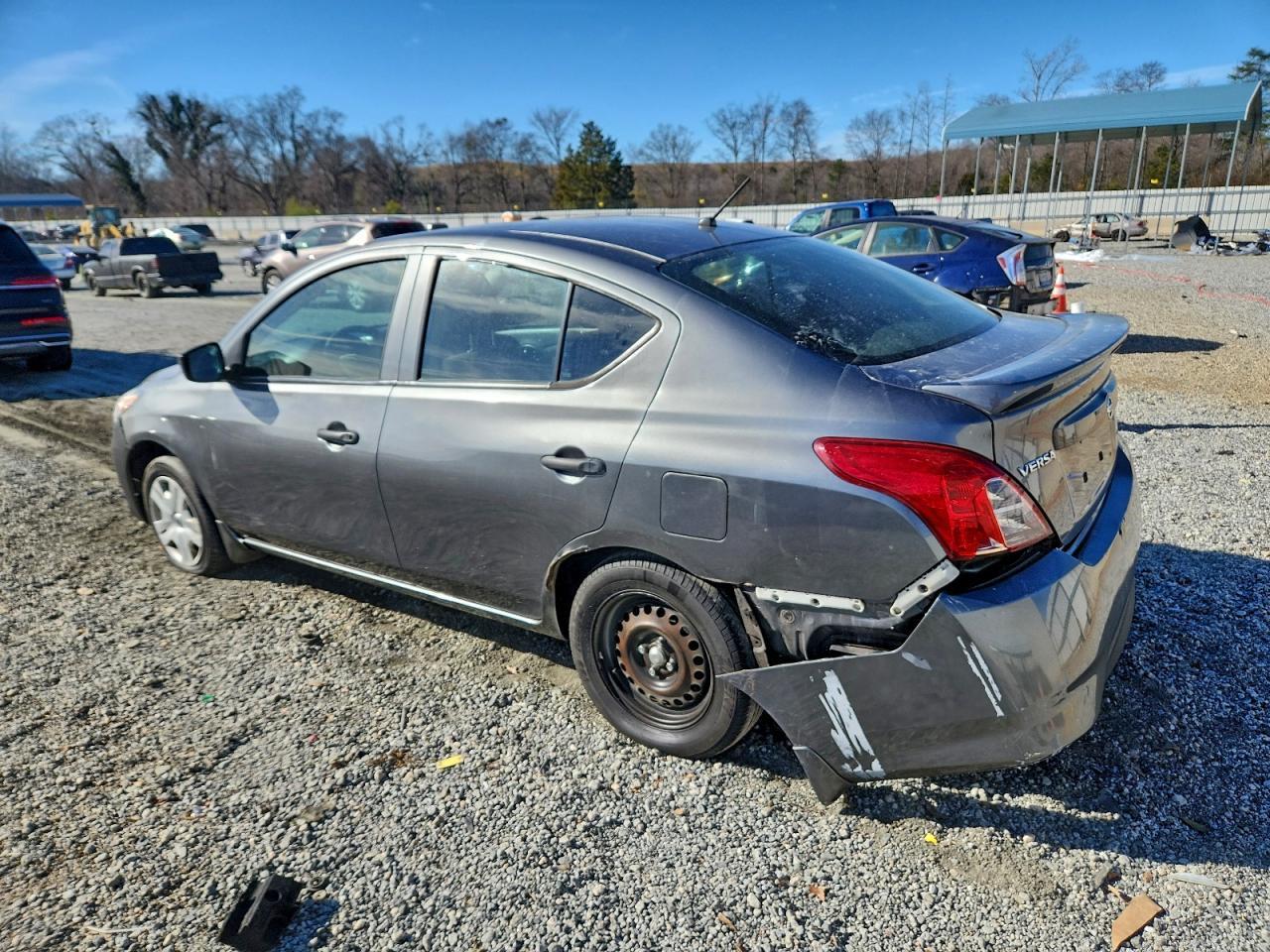 2019 NISSAN VERSA