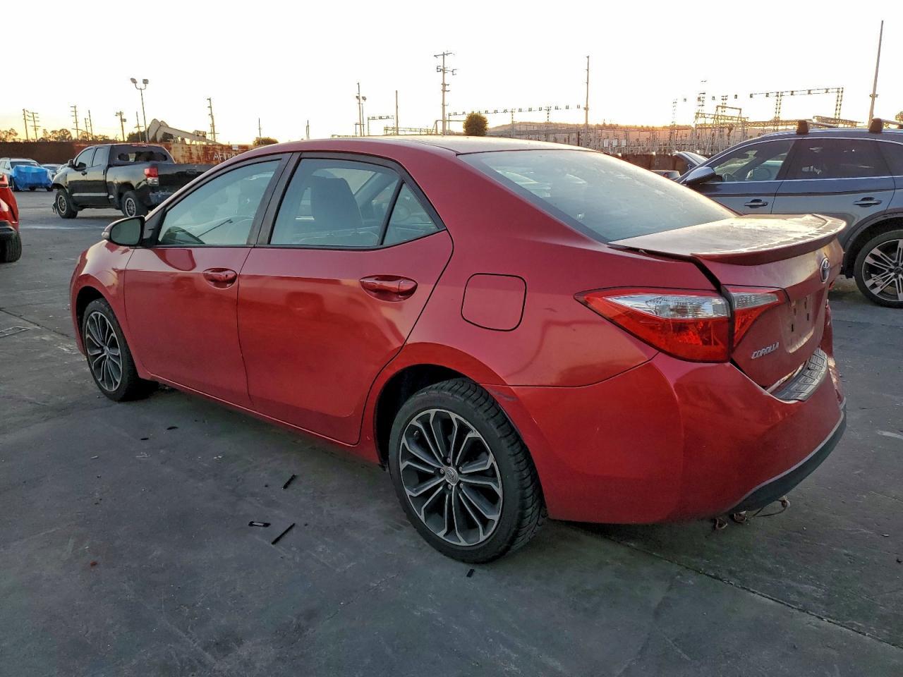 2016 TOYOTA COROLLA