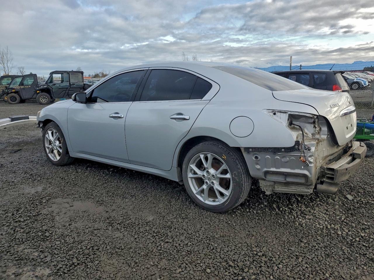 2013 NISSAN Maxima