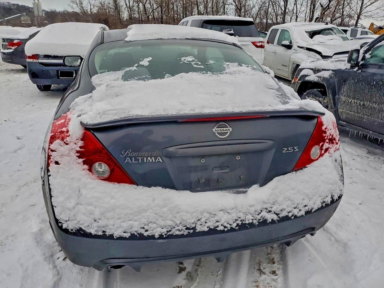 2011 NISSAN ALTIMA