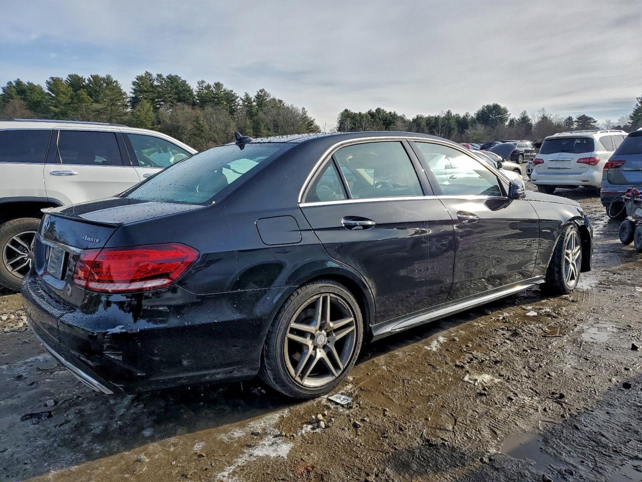 2014 MERCEDES-BENZ E-Class