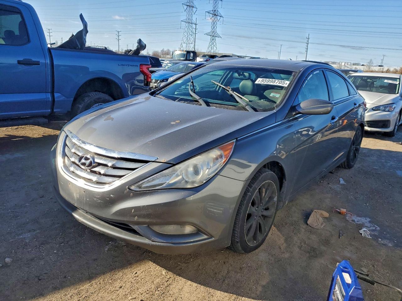 2011 HYUNDAI SONATA