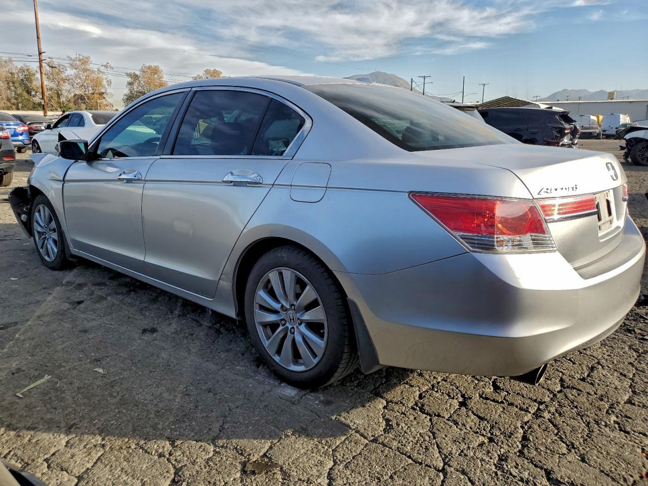 2011 HONDA ACCORD