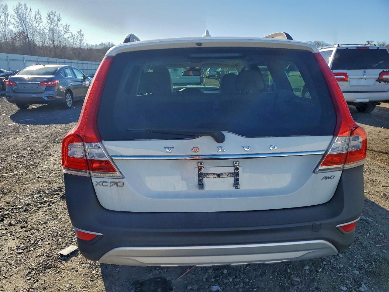 2014 VOLVO XC70