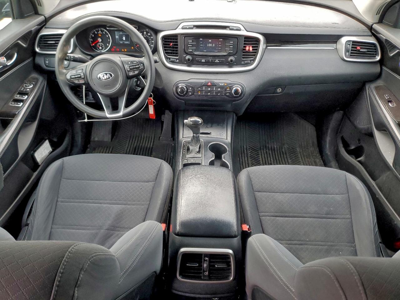 2017 KIA SORENTO