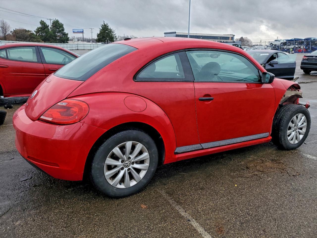 2016 VOLKSWAGEN Beetle