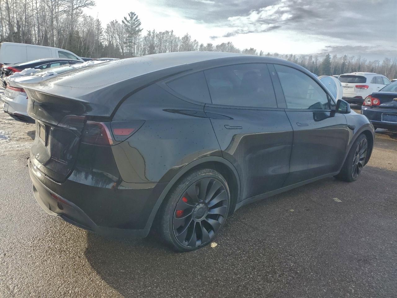 2022 TESLA MODEL Y