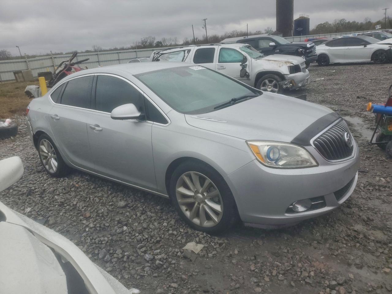 2013 BUICK VERANO