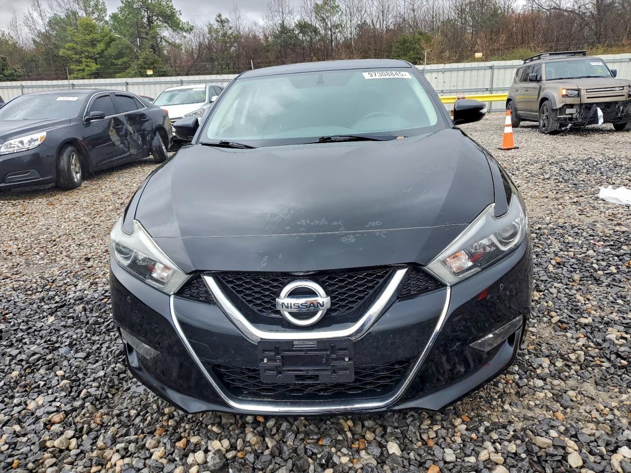 2018 NISSAN Maxima