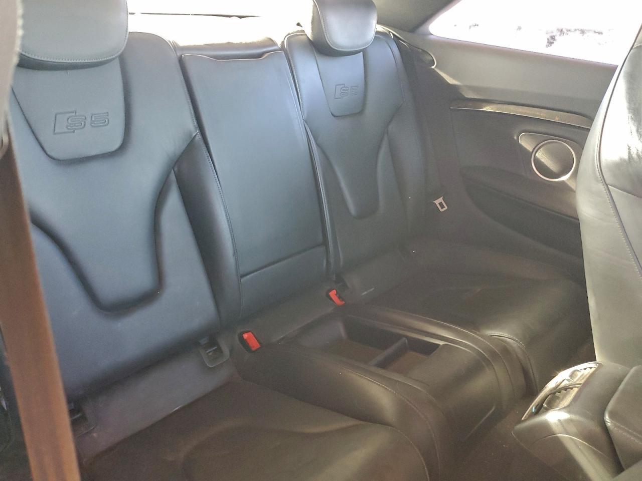 2009 AUDI S5