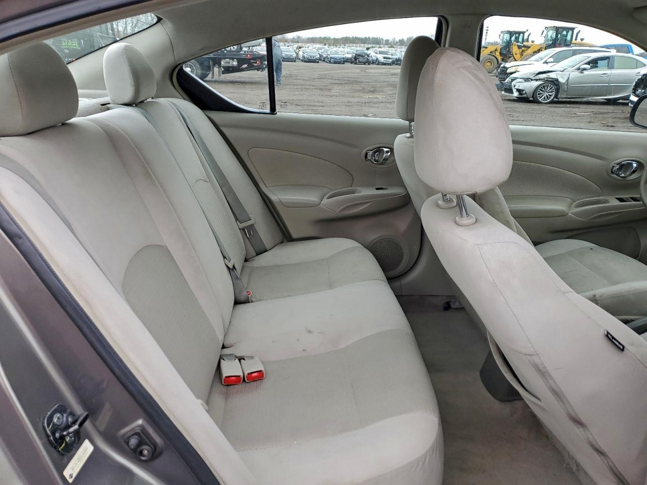 2013 NISSAN VERSA
