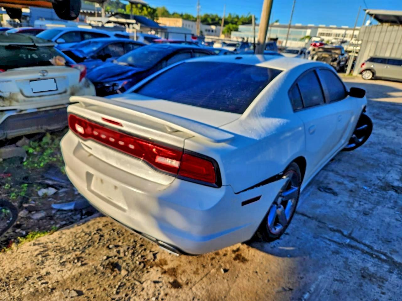 2014 DODGE CHARGER