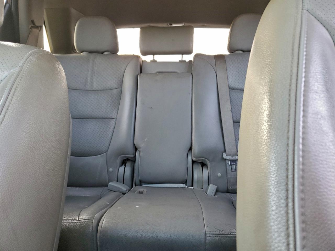 2011 KIA SORENTO