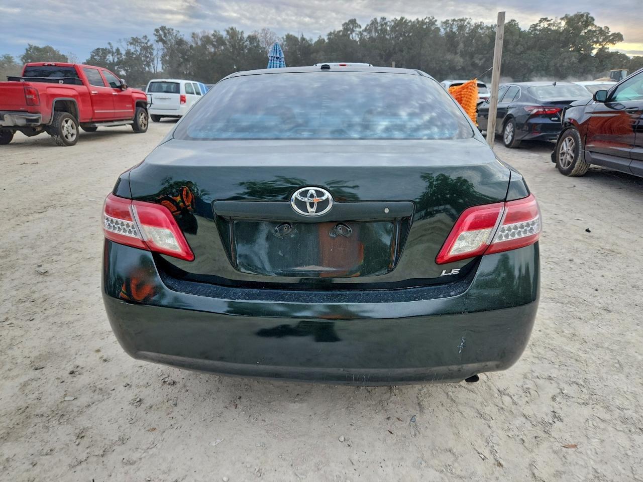 2011 TOYOTA CAMRY