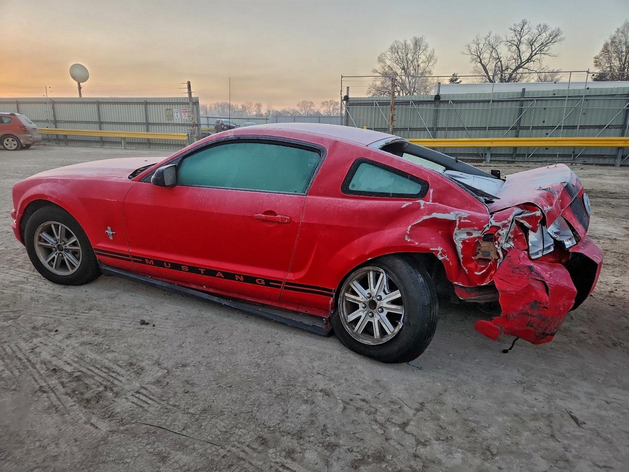 2005 FORD MUSTANG