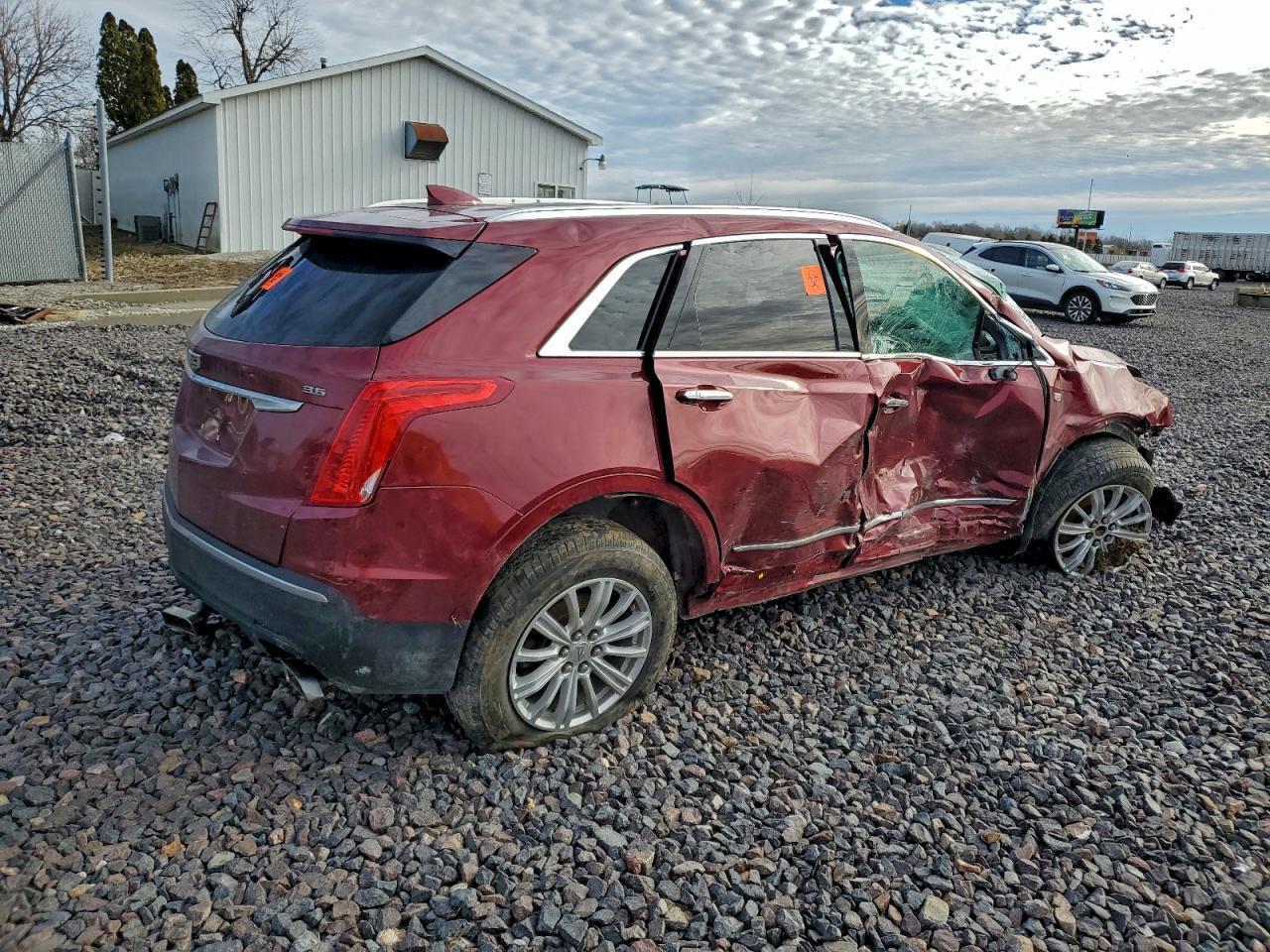2017 CADILLAC XT5