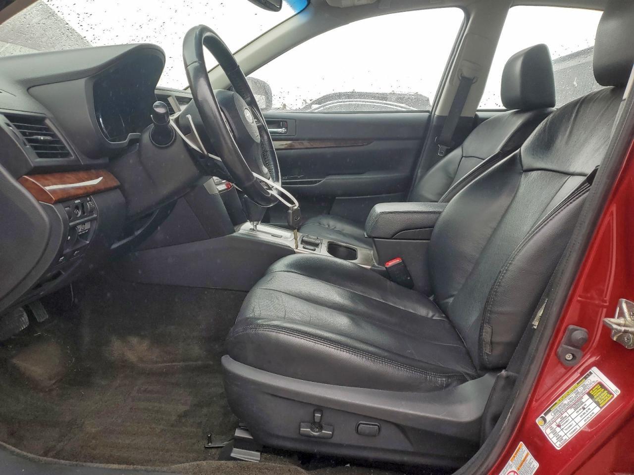 2013 SUBARU Legacy