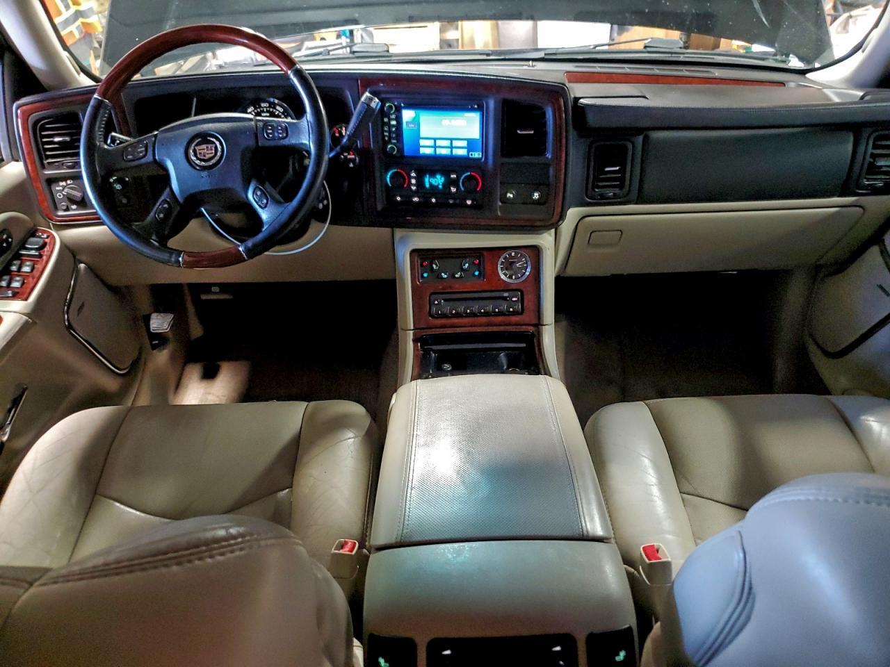 2005 CADILLAC Escalade ESV