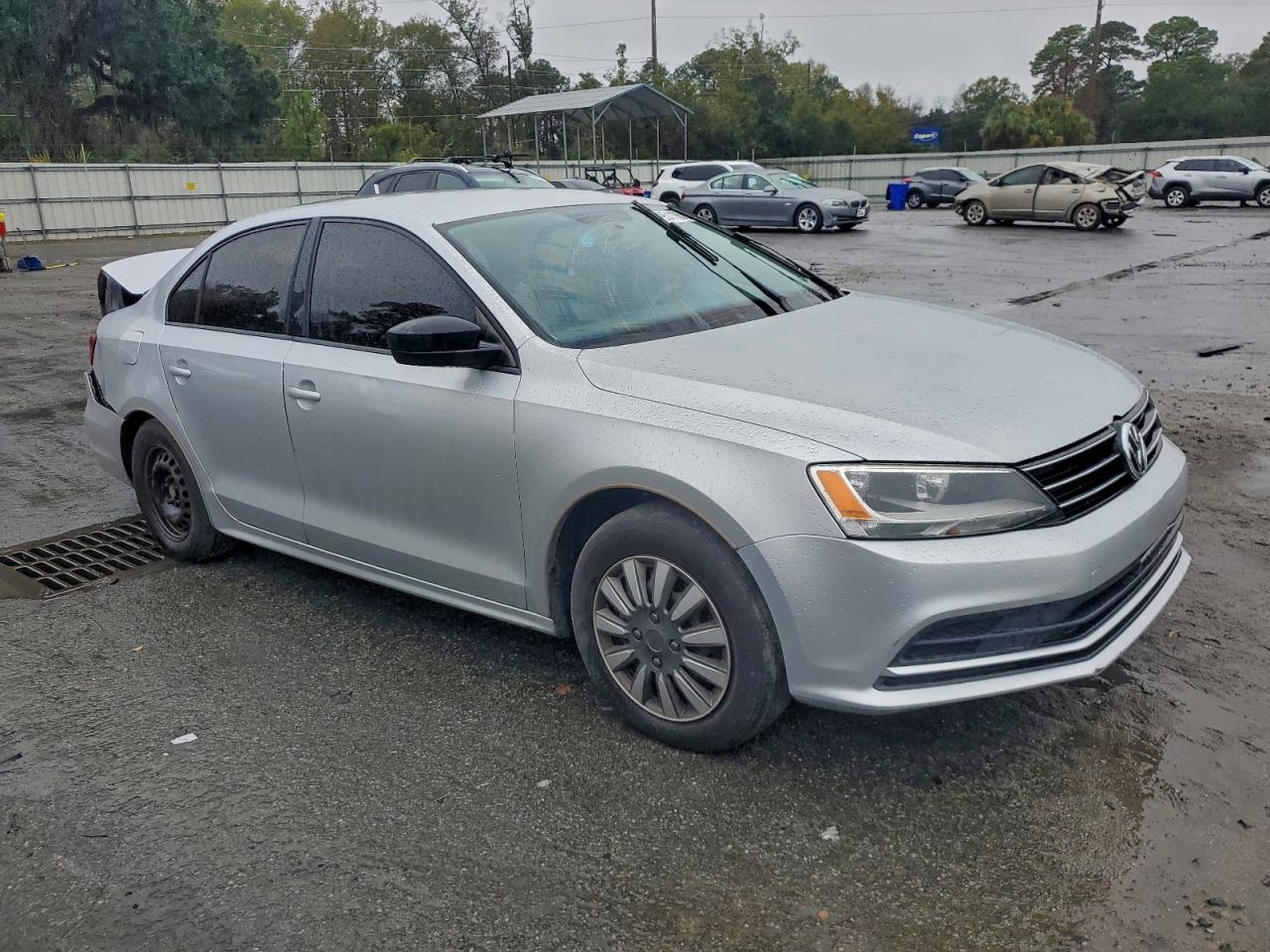 2016 VOLKSWAGEN JETTA