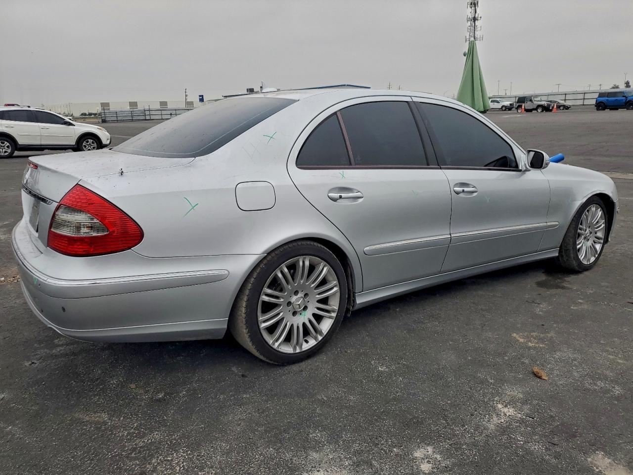 2007 MERCEDES-BENZ E-Class