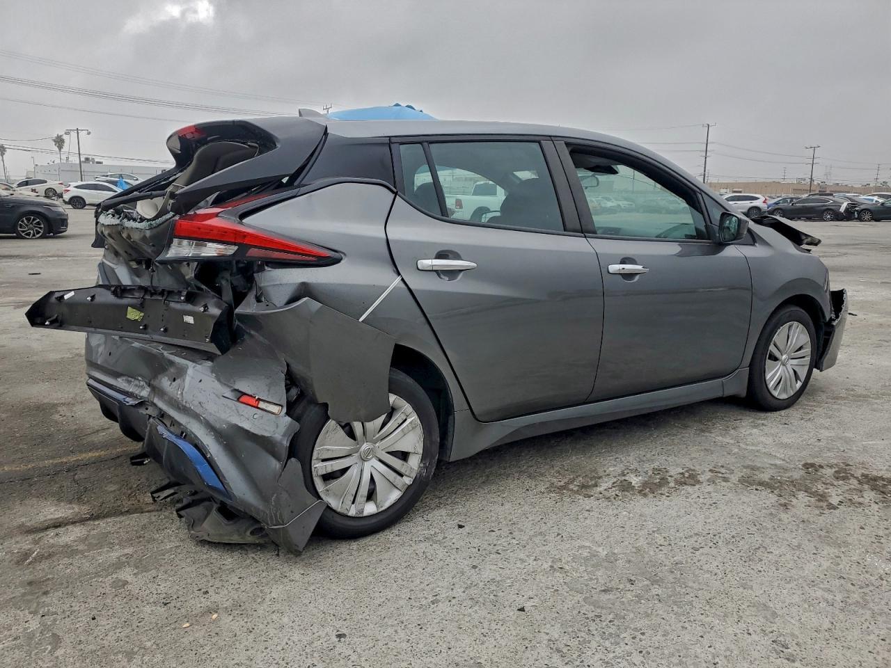 2020 NISSAN LEAF