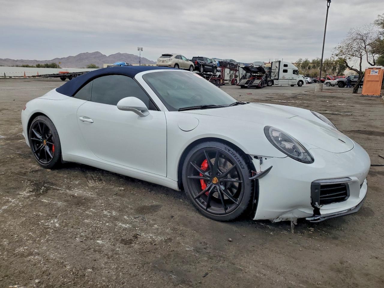 2019 PORSCHE 911