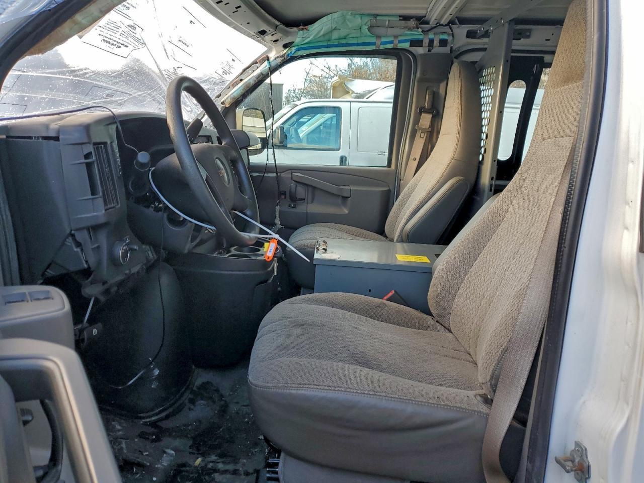 2018 GMC Savana