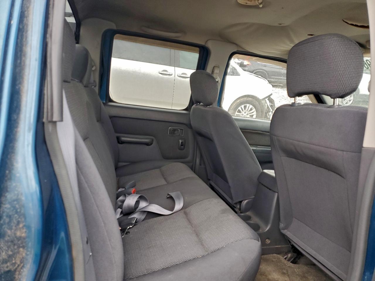 2001 NISSAN Frontier