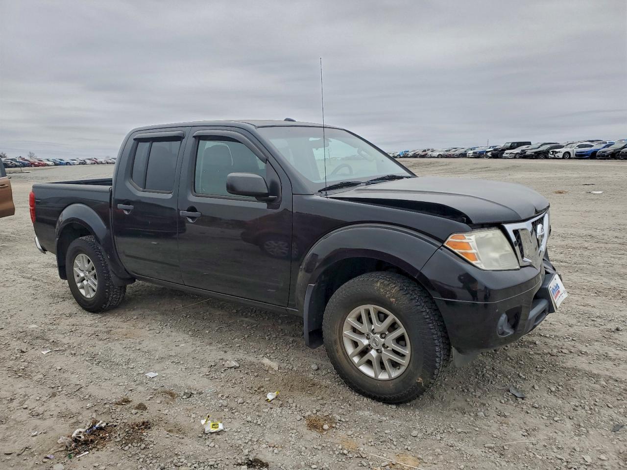 2015 NISSAN Frontier