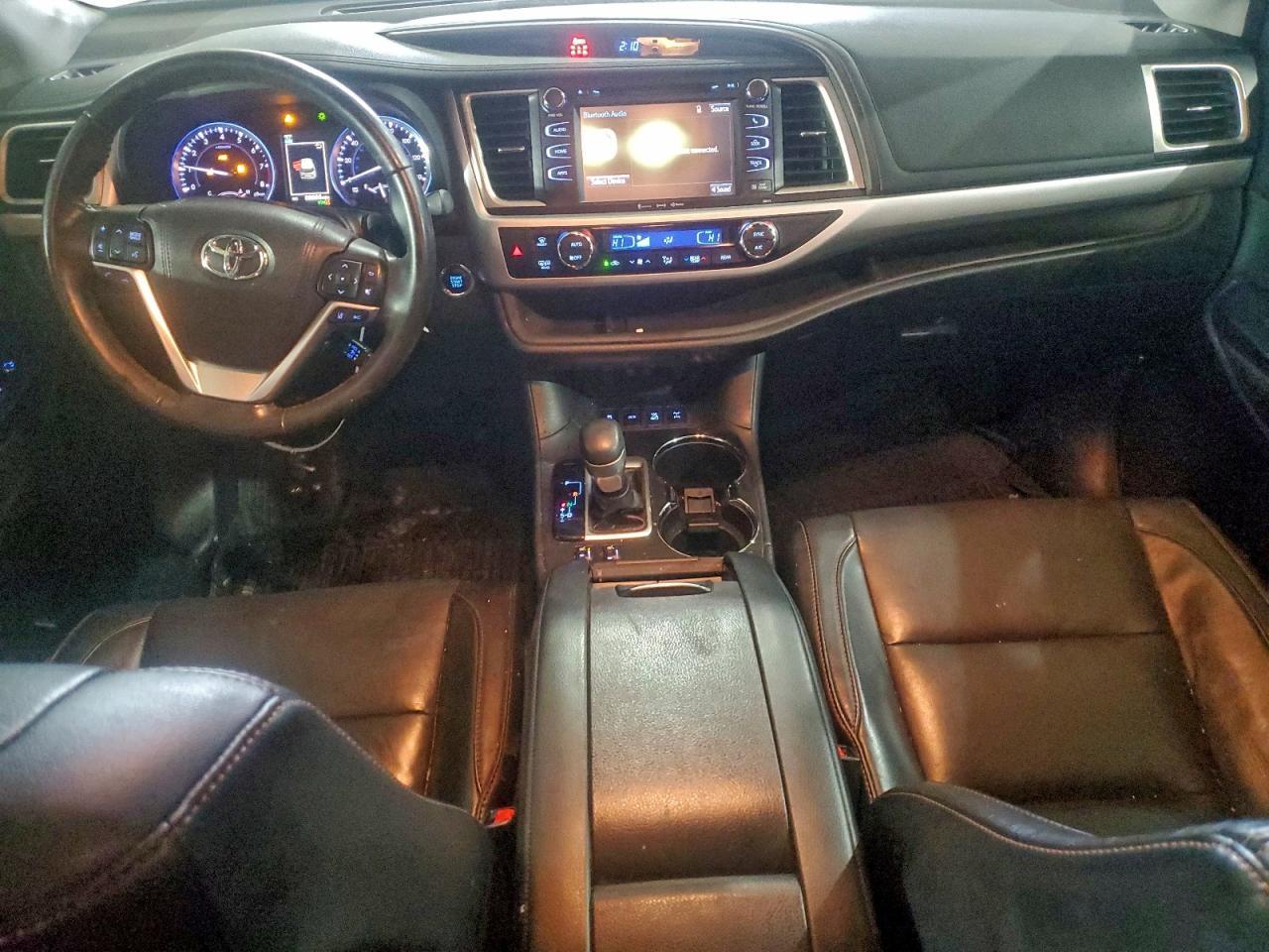 2018 TOYOTA HIGHLANDER