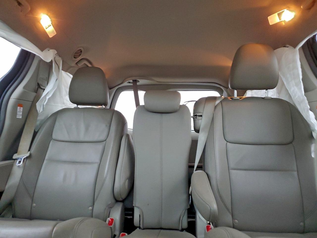2017 TOYOTA SIENNA