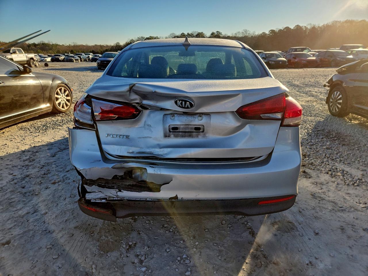 2017 KIA FORTE