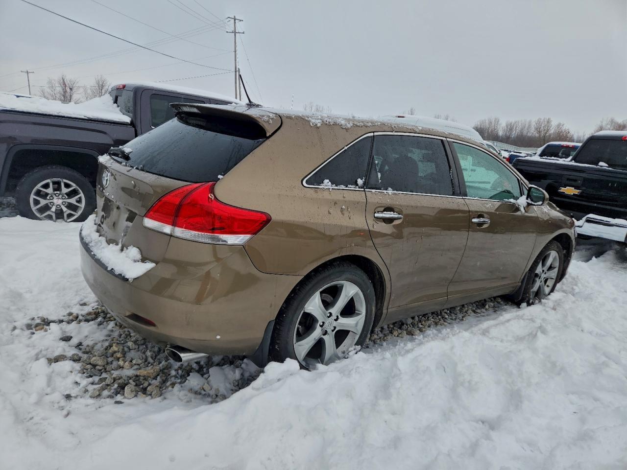 2010 TOYOTA VENZA