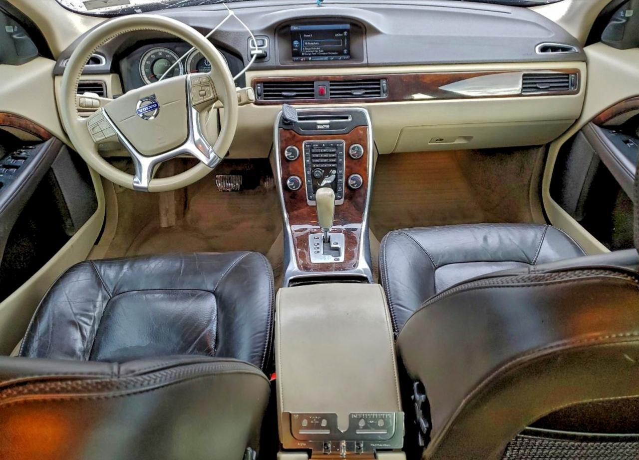 2012 VOLVO XC70